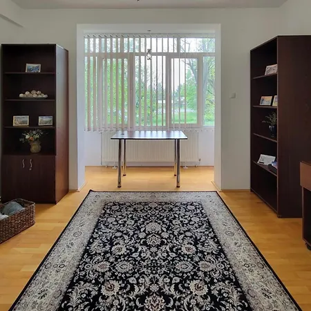 Apartment Traveler's Retreat *