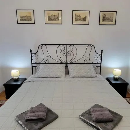 Traveler's Retreat Apartment Brasov